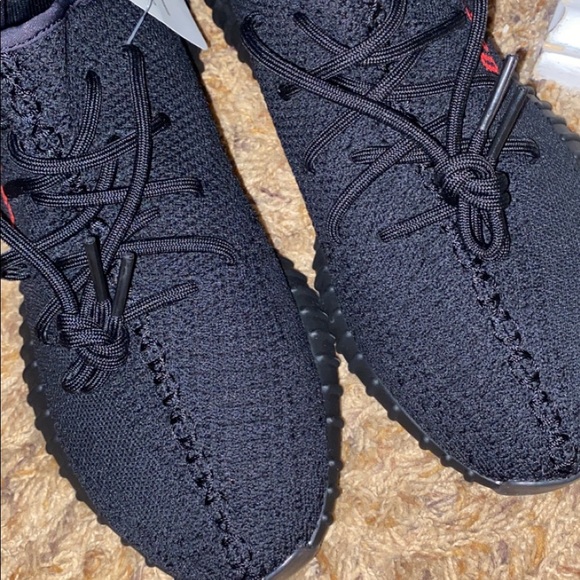 Yeezy 350 V2 Bred - Picture 3 of 4